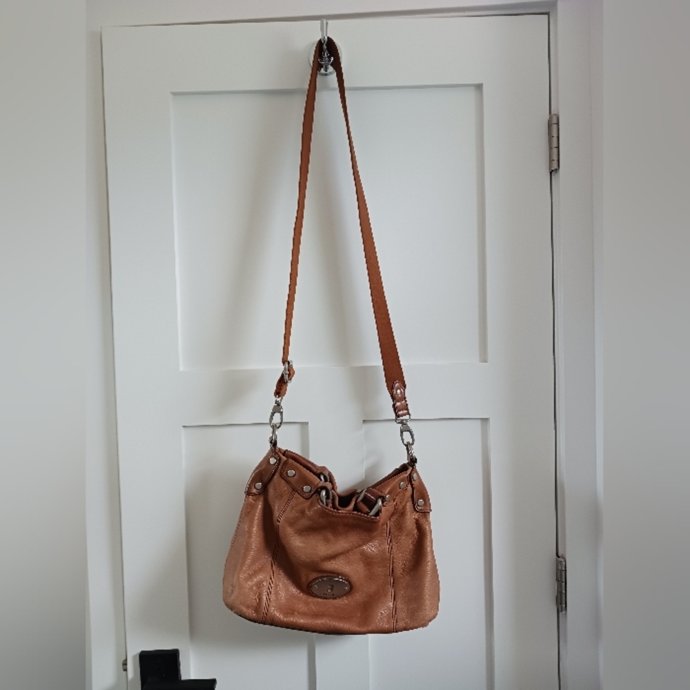 Elegant Fossil Tan Leather Shoulder Bag